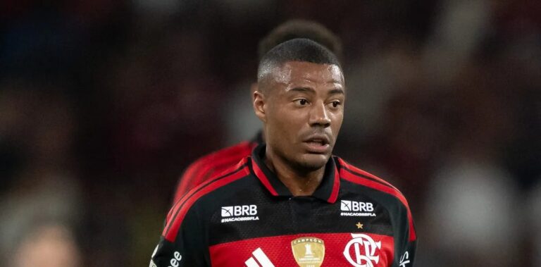 Flamengo planeja liberar De La Cruz ao término da temporada e mapeia substituto