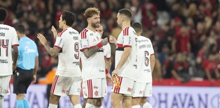 Flamengo ajusta planejamento após convocações para a Copa do Mundo