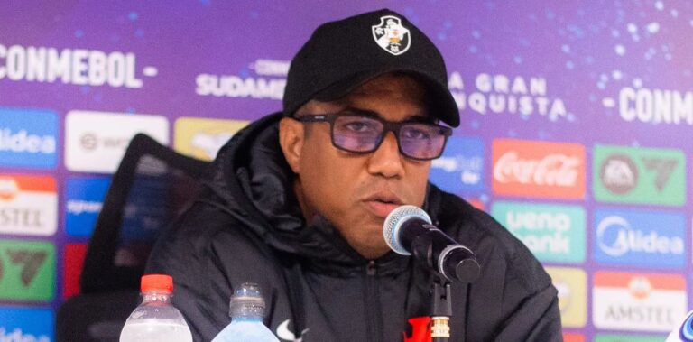 Vasco sofre virada nos acréscimos e perde para o Olimpia pela Sul-Americana