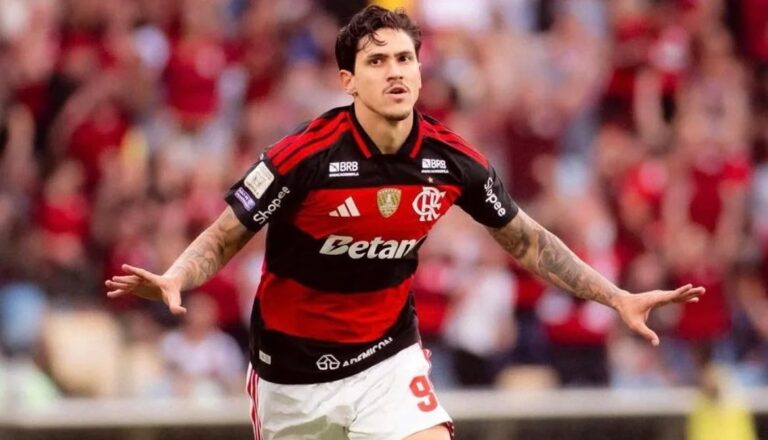 Pedro estabelece recorde inédito na Libertadores após triunfo do Flamengo sobre o Estudiantes
