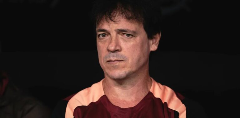 Time misto de Diniz segura liderança, mas Corinthians desperdiça chances e só empata com Peñarol