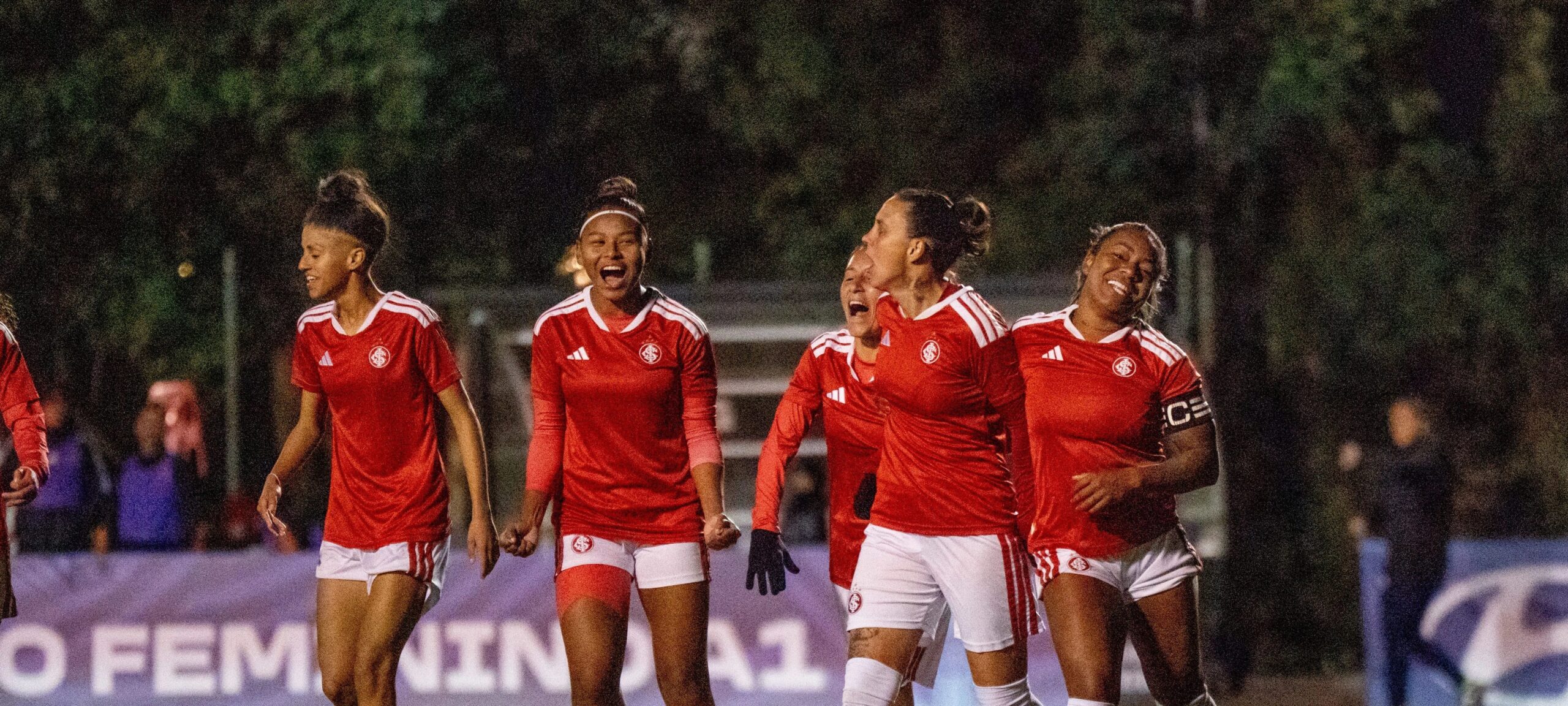 Internacional e Flamengo abrem 12ª rodada do Brasileirão Feminino em duelo direto pelo G8 - Imagem do artigo original