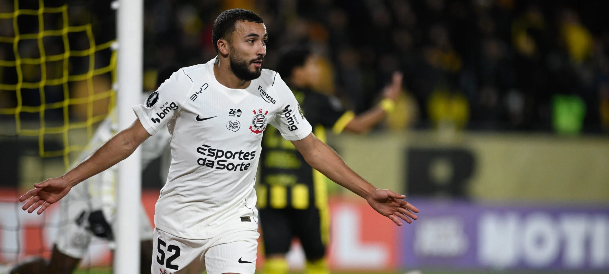 Labyad marca, Corinthians empata com Peñarol e assegura liderança do grupo na Libertadores - Imagem do artigo original