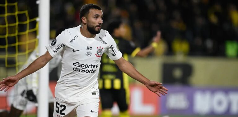 Gol inaugural de Labyad garante empate do Corinthians com o Peñarol