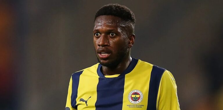 Fenerbahçe exige compensação financeira para liberar Fred ao Atlético-MG