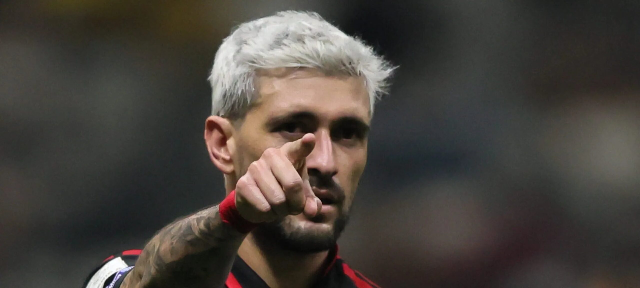 Felipe Melo aponta Flamengo como favorito contra o Palmeiras pelo Brasileirão - Imagem do artigo original