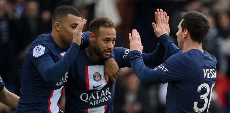 Kimpembe relata desafios de convivência entre Neymar, Messi e Mbappé no PSG