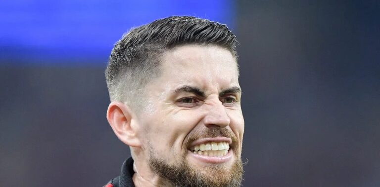 Jorginho critica postura de Rayan em estreia pela Seleção na Copa do Mundo
