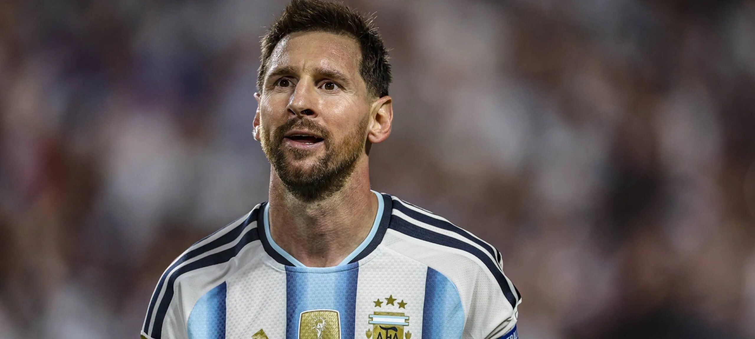 Mbappé exalta Messi e reconhece desvantagem na corrida pela artilharia em Copas - Imagem do artigo original
