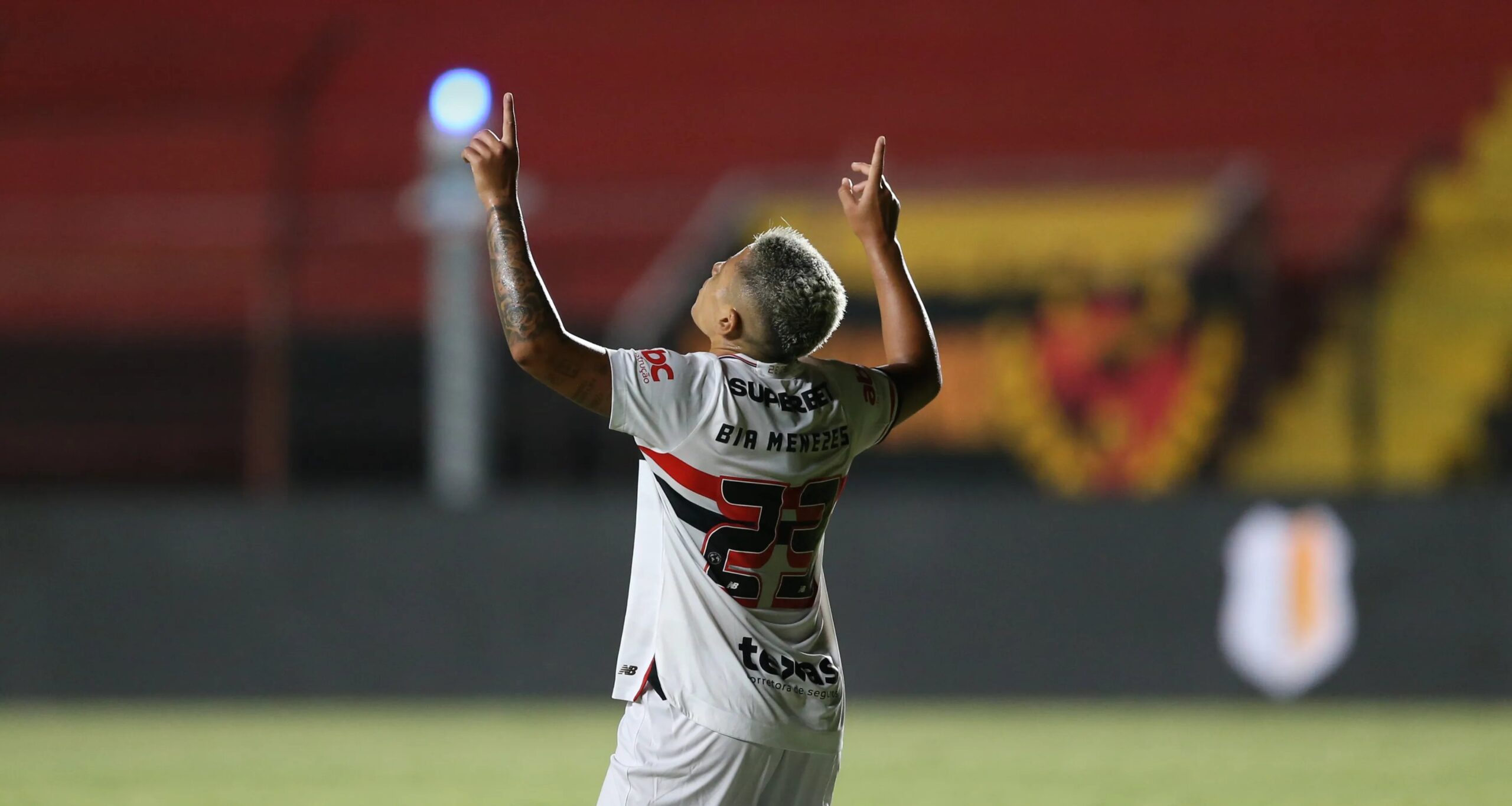 Bia Menezes aponta alto nível do Paulistão e alerta para maratona de jogos do São Paulo - Imagem do artigo original