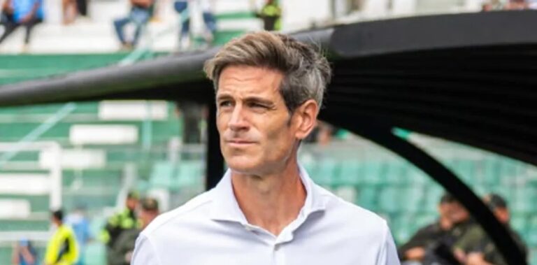 Atlético de Madrid oficializa David González como novo técnico do time feminino