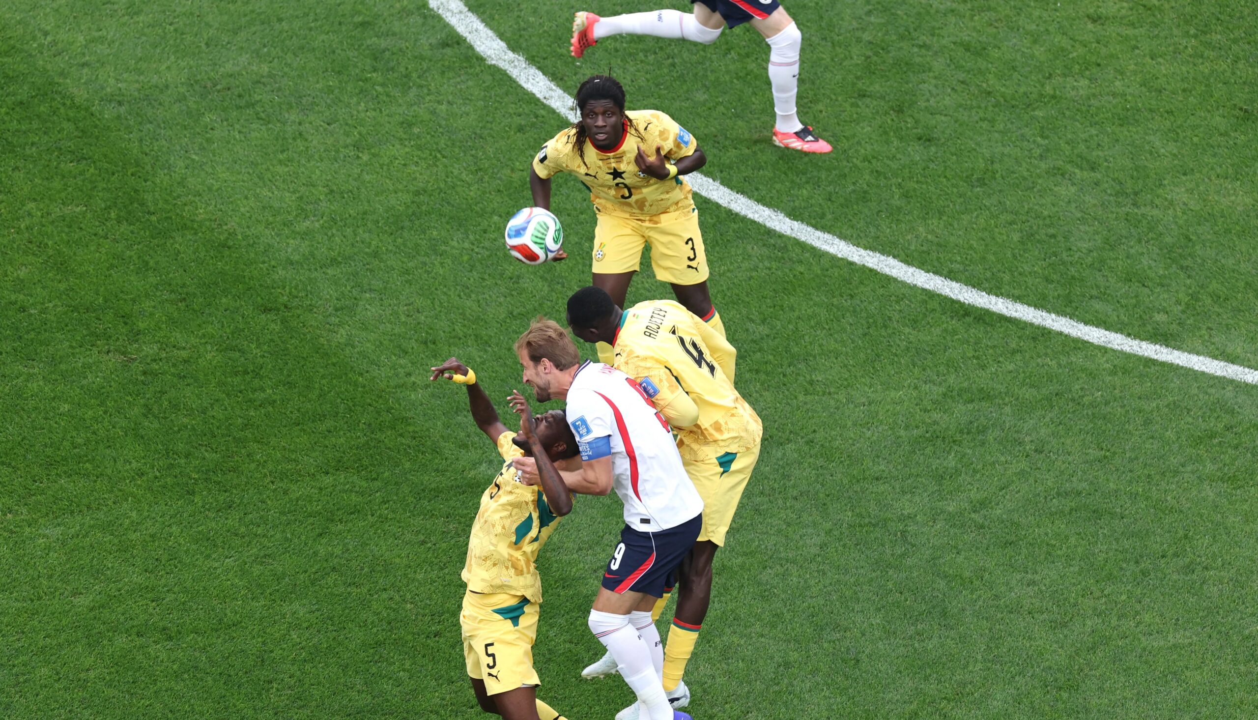 Inglaterra esbarra em defesa comandada por Thomas Partey e empata com Gana na segunda rodada - Imagem do artigo original