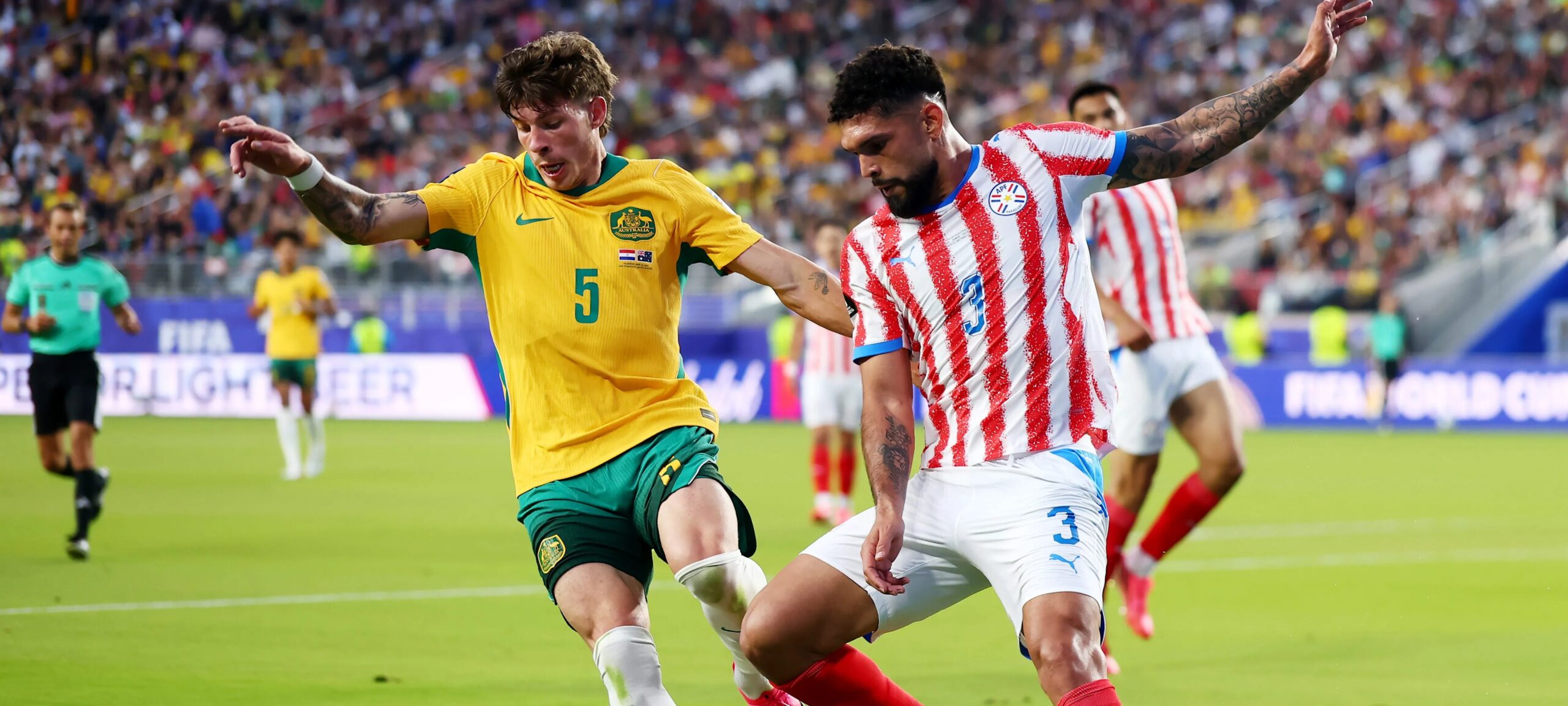 Dores na perna de Alderete geram preocupação no Paraguai após empate com a Austrália - Imagem do artigo original