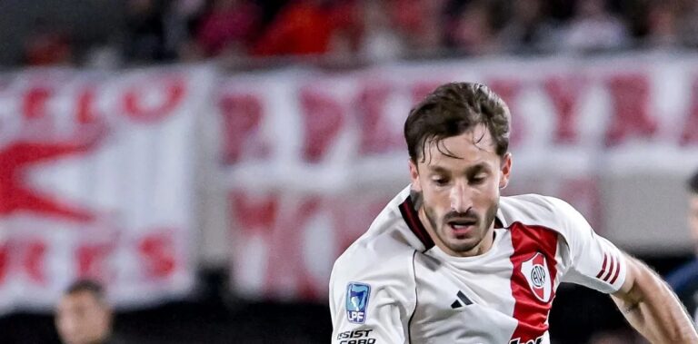 Flamengo avalia volta antecipada de Matías Viña após River Plate pedir fim de empréstimo