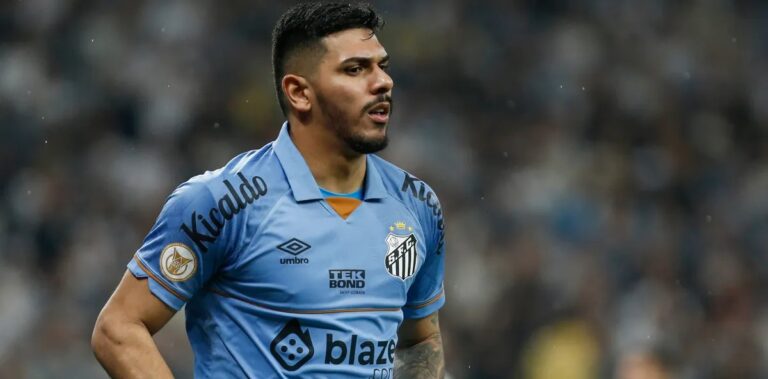 Santos planeja negociar João Paulo na próxima janela de transferências