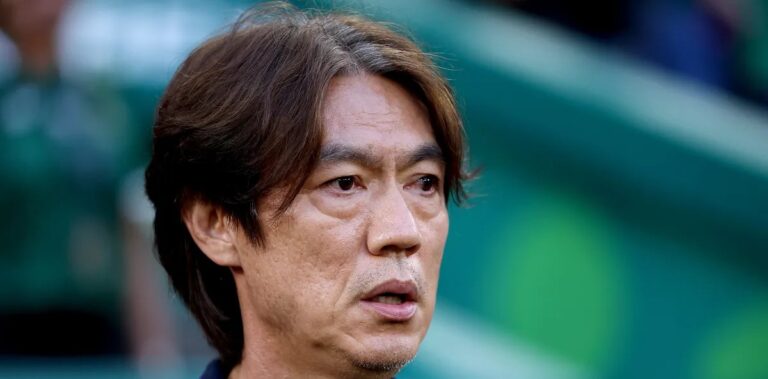 Presidente sul-coreano chama técnico Hong Myung-bo de incompetente após queda na Copa de 2026