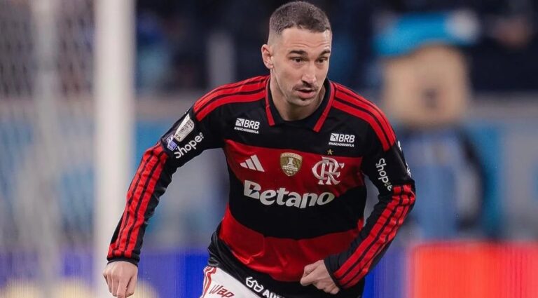 Lesão na coxa mantém Léo Ortiz fora do treino e põe em risco presença no amistoso contra o River Plate