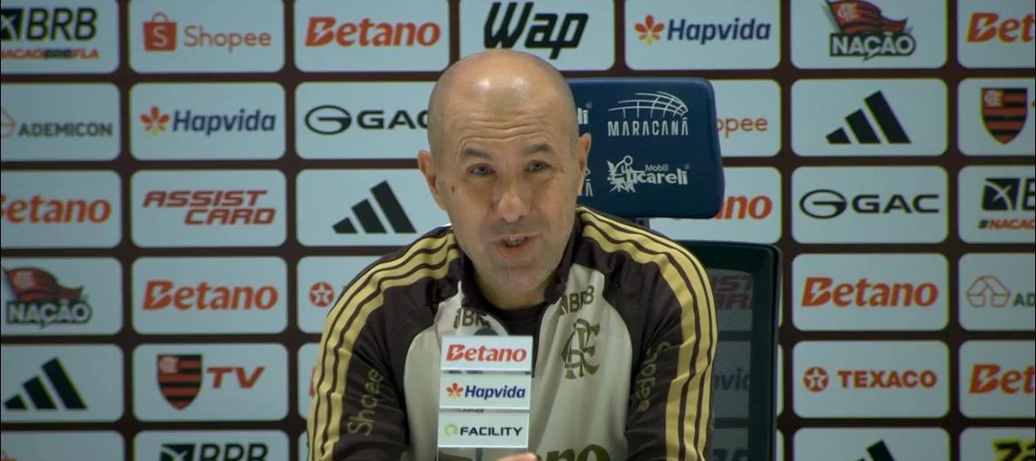 Leonardo Jardim alerta para elenco curto, cita lesões e cobra reforços no Flamengo - Imagem do artigo