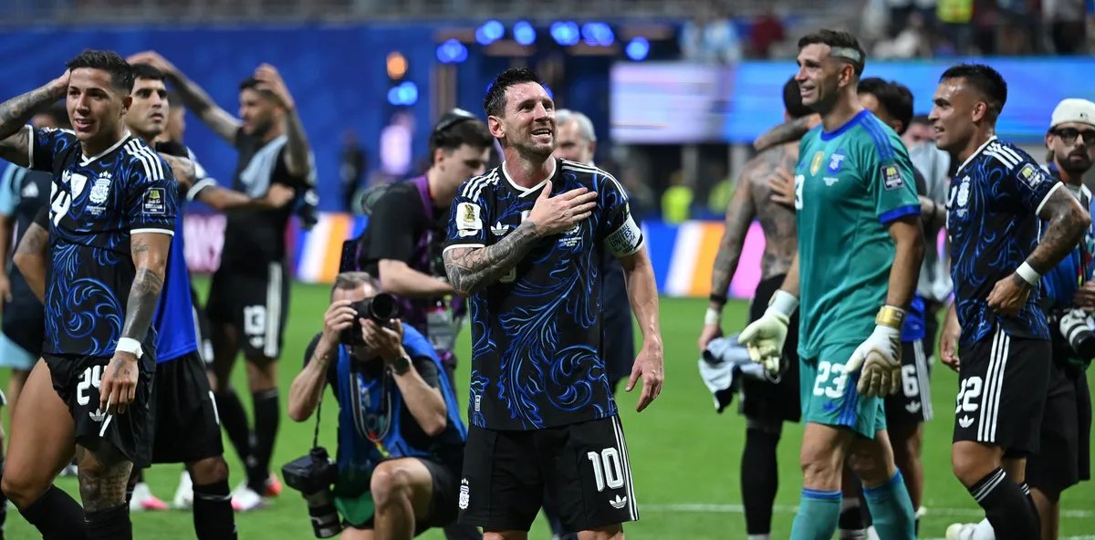 Argentina leva 17 campeões de 2022 à final contra a Espanha e busca segundo título seguido - Imagem do artigo