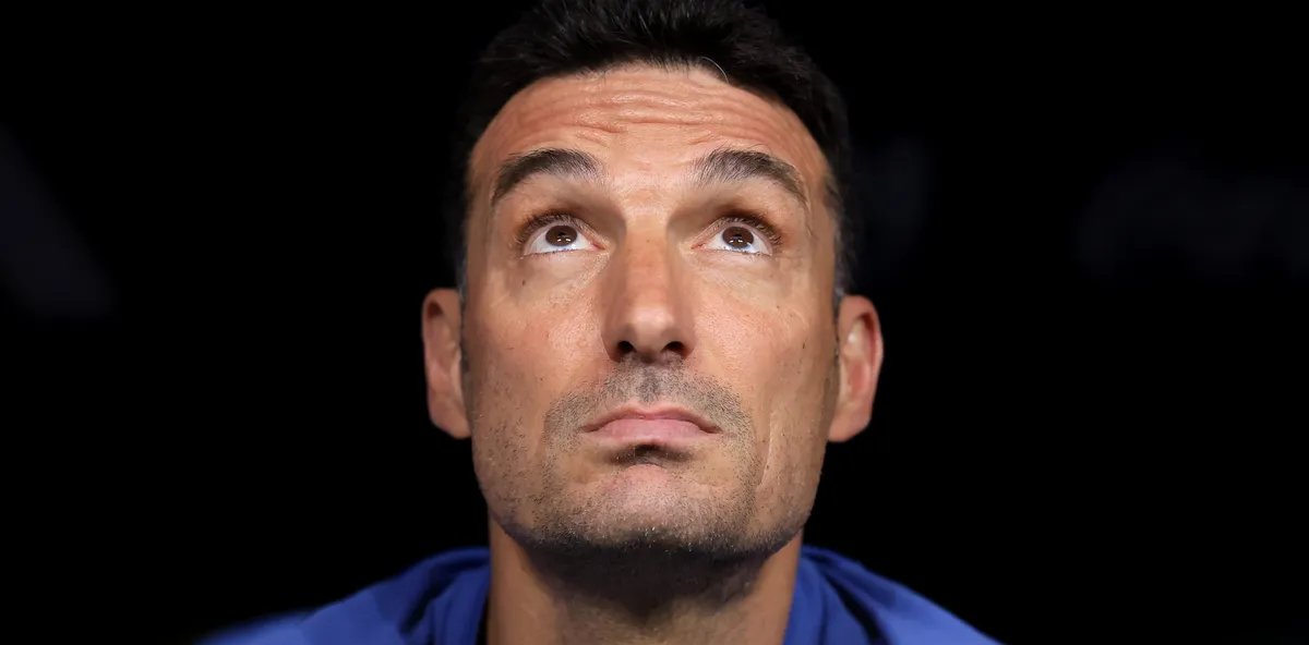 Scaloni se emociona após vice na Copa e exalta comprometimento da Argentina - Imagem do artigo