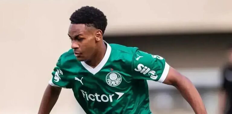Eduardo Conceição, de 16 anos, é único brasileiro em lista mundial de possíveis estrelas da Copa de 2030