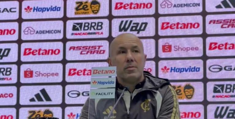 Leonardo Jardim exalta Pedro após goleada sobre a Chapecoense e prevê nova convocação à Seleção