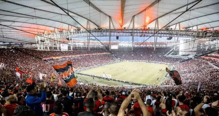 Flamengo já comercializou mais de 50 mil ingressos para enfrentar o São Paulo no Maracanã