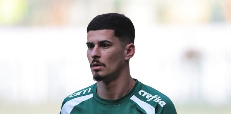 Grêmio desiste de Rômulo após Palmeiras estipular preço de R$ 29 milhões