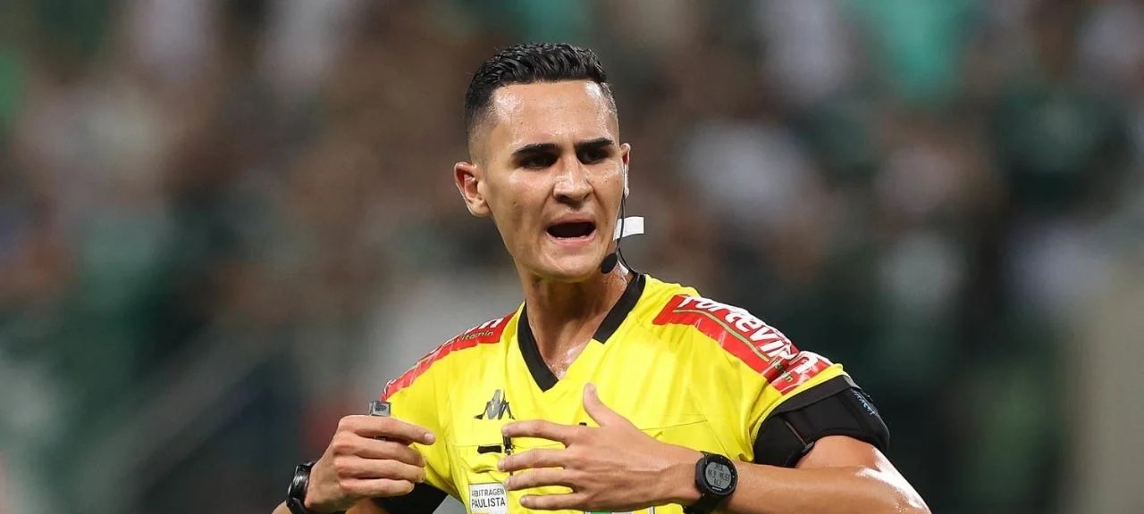 CBF define Matheus Delgado Candançan como árbitro de Internacional x Flamengo pelo Brasileirão - Imagem do artigo