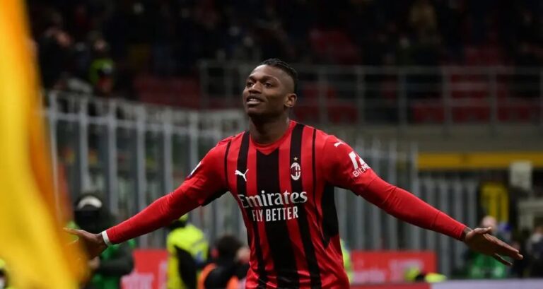 Rafael Leão diz que jogaria por “apenas um” clube no Rio e reforça especulações sobre o Flamengo