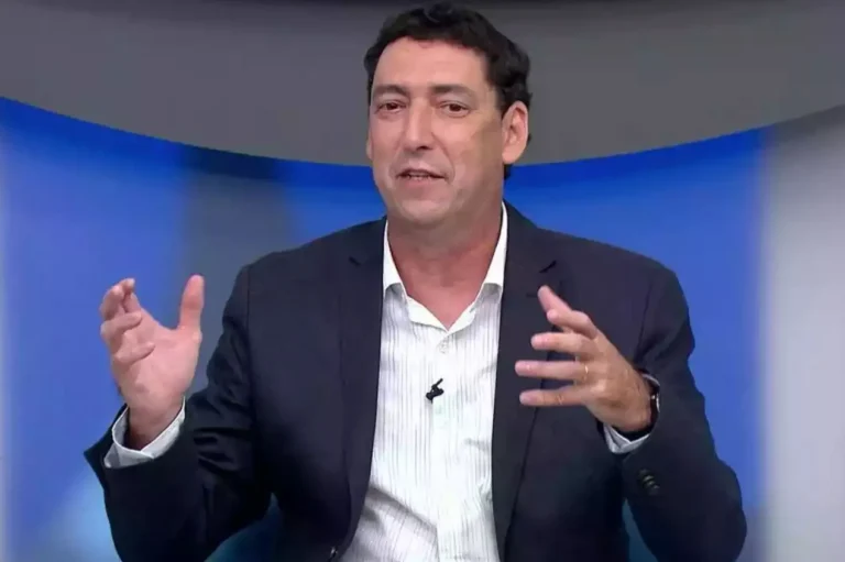 Debate sobre a titularidade de Pedro no Flamengo na Libertadores
