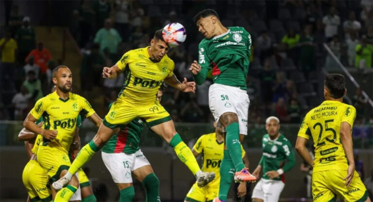 Empate do Palmeiras contra Mirassol aproxima Flamengo na tabela do Brasileirão