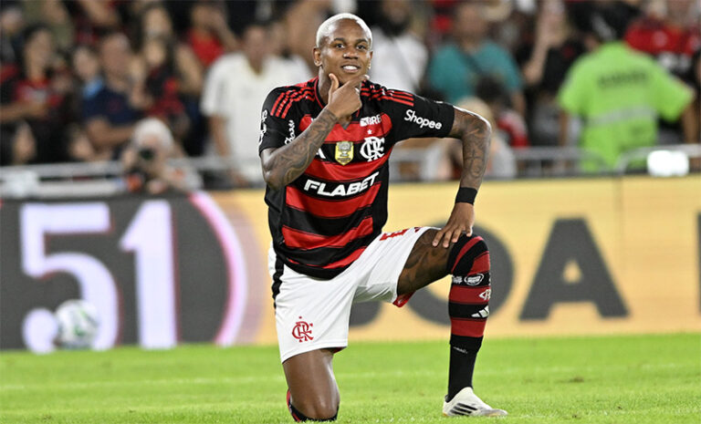 Flamengo finaliza venda de Wallace Yan ao Bragantino e receberá jogador em troca