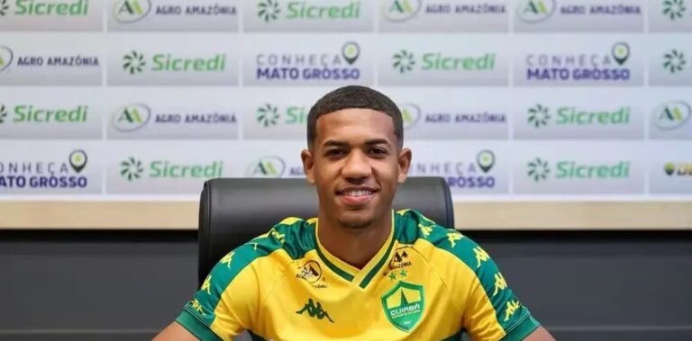 Flamengo fecha com o atacante Aiyran, de 17 anos, por três temporadas