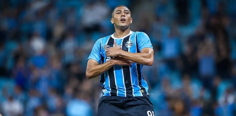Grêmio recebe o São Paulo neste sábado pela 22ª rodada do Brasileirão