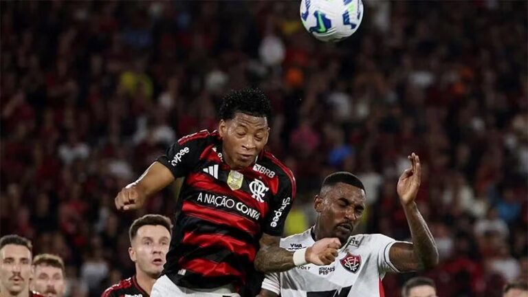 Flamengo recebe o Vitória no Maracanã após dez dias de treino e mira recuperação no Brasileirão