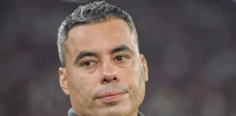 Reação de Jair Ventura a drible de Samuel Lino chama atenção em vitória do Flamengo sobre o Vitória