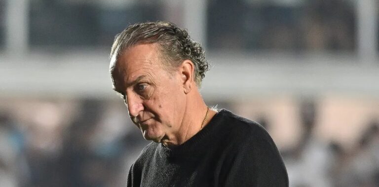 Jogadores do Santos se irritam com ausência de Cuca e Mattos em reunião com torcidas organizadas