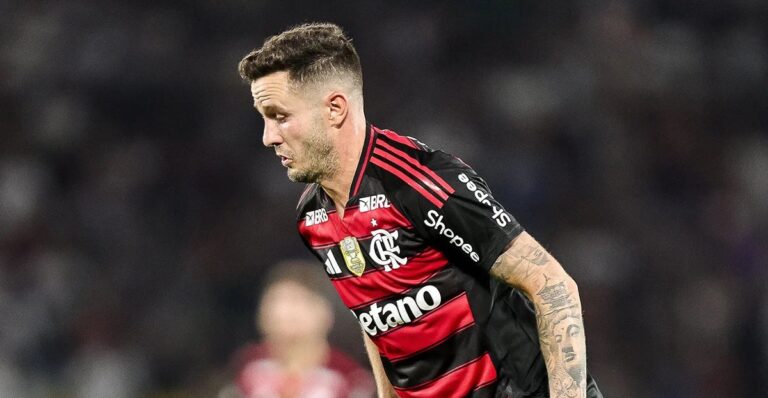 Flamengo nega propostas e mantém Saúl; eventual saída dependerá de oferta oficial