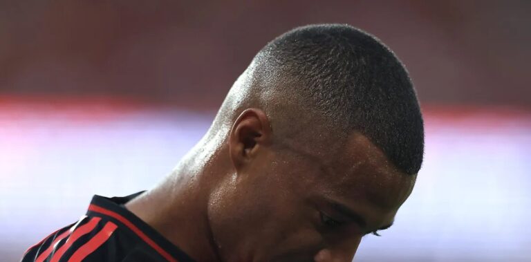Peñarol procura investidores para bancar salários e contratar De La Cruz, do Flamengo