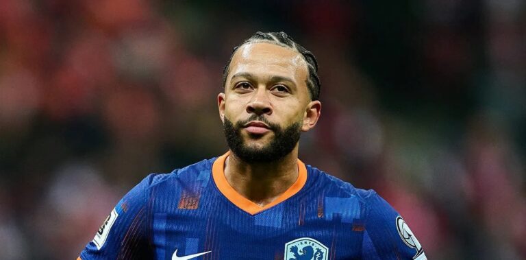 Corinthians encerra negociações e Memphis Depay avalia propostas de outros clubes do Brasil