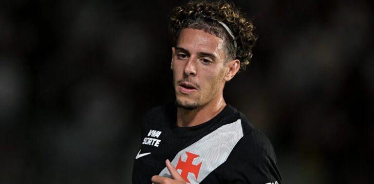Vasco enfrenta Olimpia para tentar acabar com jejum internacional de 14 anos