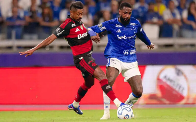 Flamengo demonstra sua força na Libertadores com vitória convincente sobre o Cruzeiro