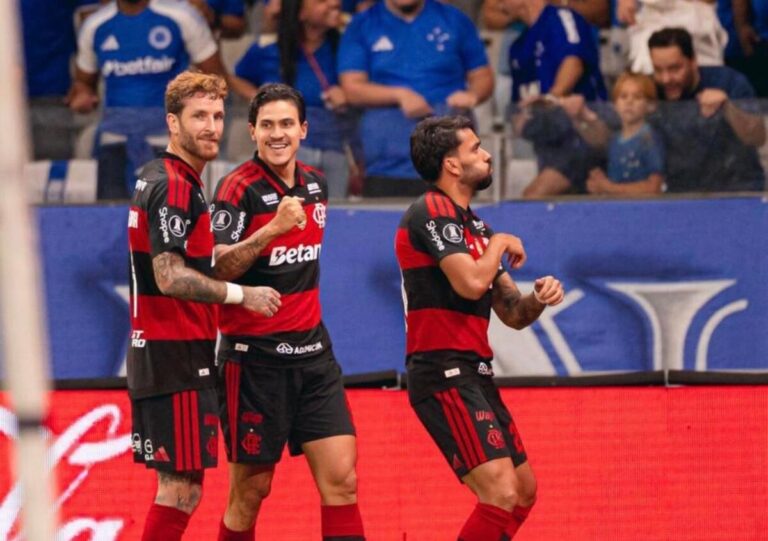 Flamengo se prepara para enfrentar o Cruzeiro no Maracanã com mudanças estratégicas