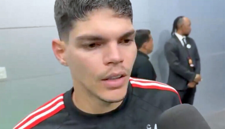 Ayrton Lucas comenta sobre sua boa fase no Flamengo após vitória no Brasileirão