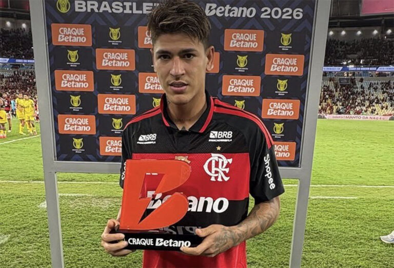 Flamengo recusa proposta de 7 milhões de euros por Jorge Carrascal