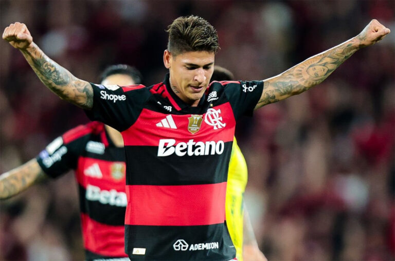 Flamengo conquista vitória sobre o Mirassol e se aproxima da liderança do Brasileirão