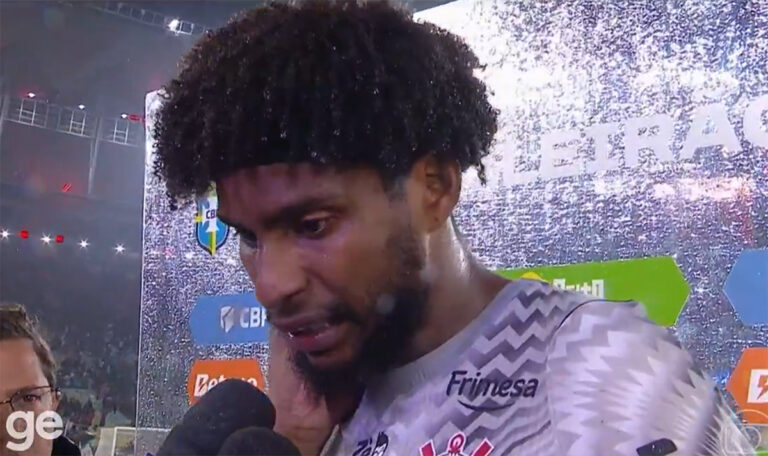 Hugo Souza elogia desempenho do Corinthians apesar da derrota para o Flamengo