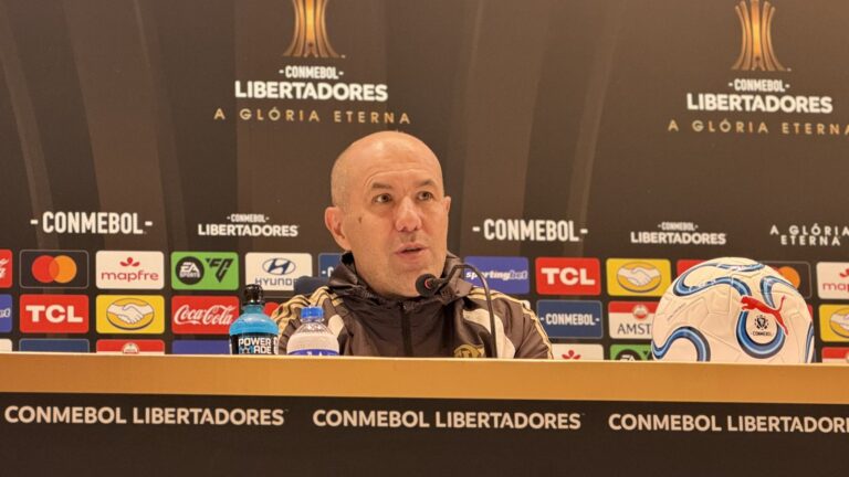 Flamengo avança à semifinal da Libertadores, mas desempenho deixa a desejar