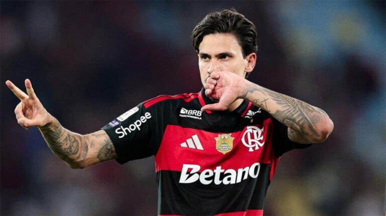 Flamengo alcança 100 gols em 2026 com Pedro na artilharia